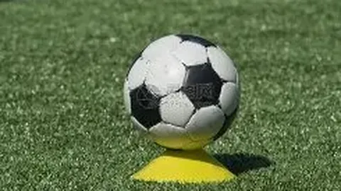 穆帅提议获多队支持，英超推迟或已确定。